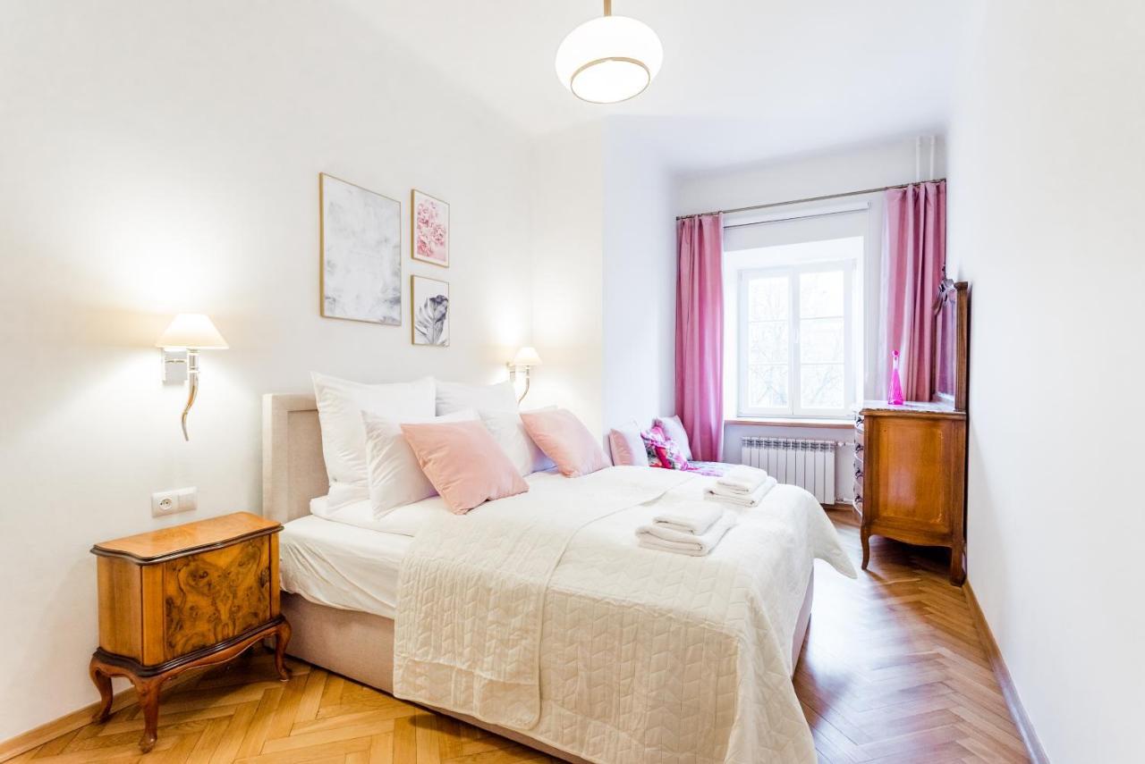 Ego Apartments Old Town II Warschau Buitenkant foto
