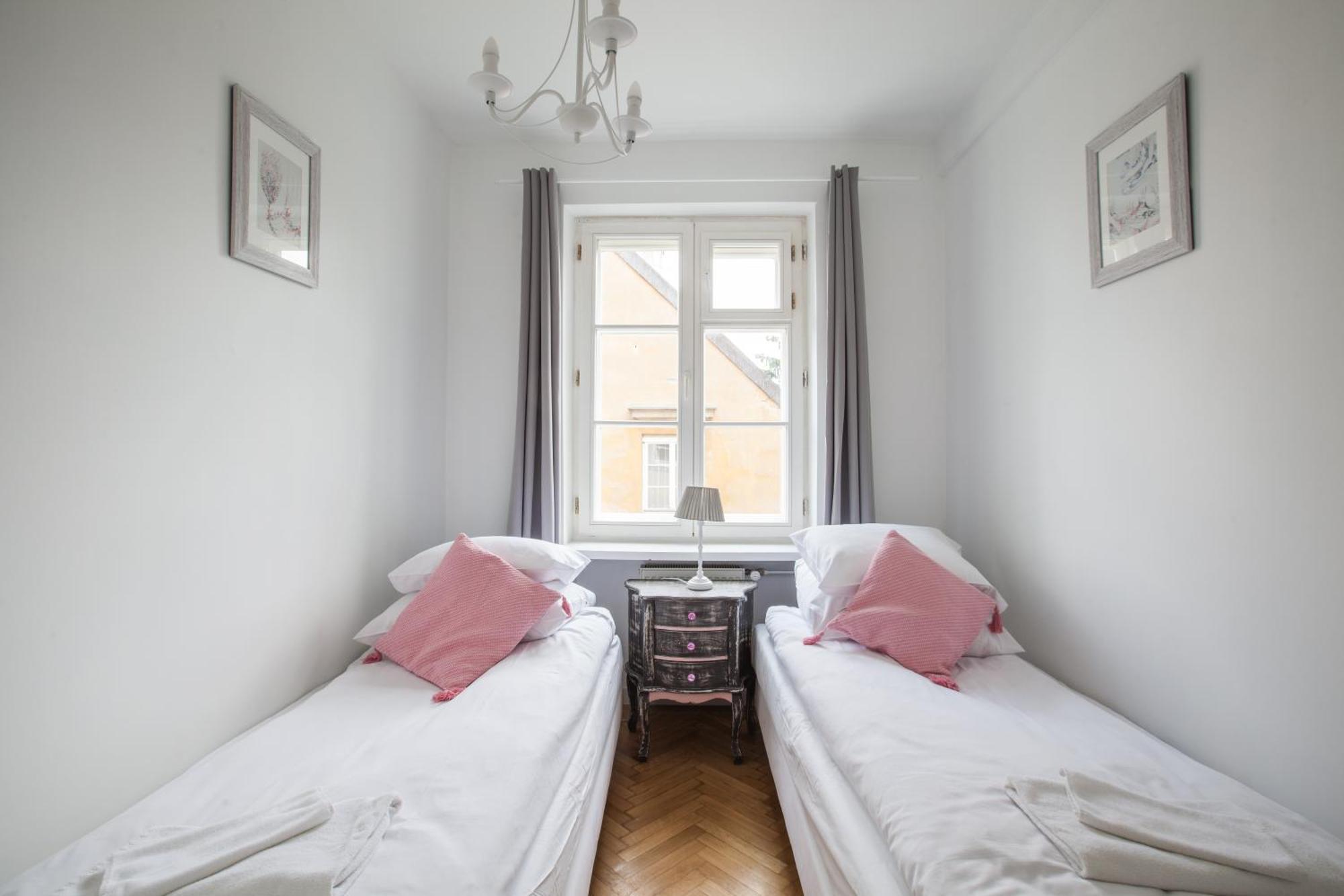 Ego Apartments Old Town II Warschau Kamer foto
